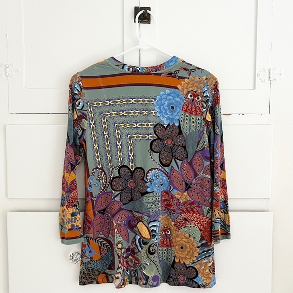 Johnny Was Madison Favorite 3/4 Sleeve V-Neck Swing Tee Shirt Size XS - Picture 7 of 9